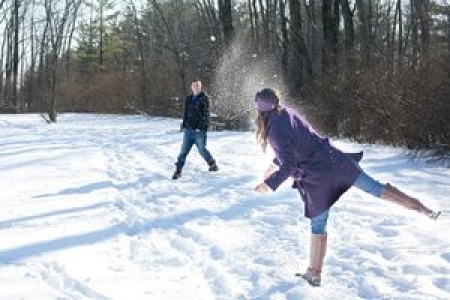 Weihnachtsblog Schneeballschlacht