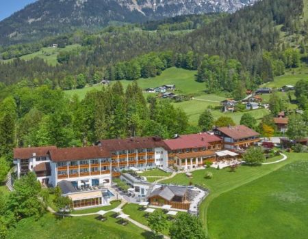 Alm & Wellnesshotel Alpenhof