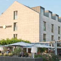 Hotel Gude