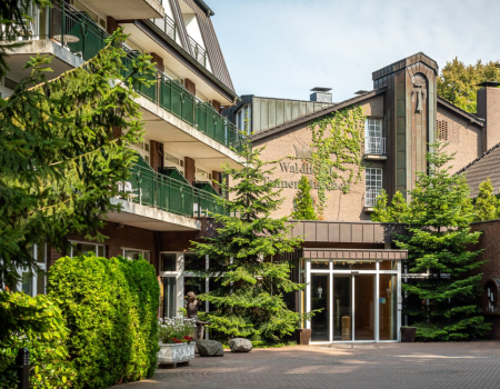 Waldhotel Tannenhäuschen