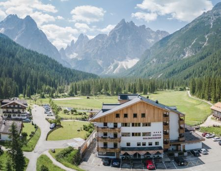 Hotel Dolomitenhof