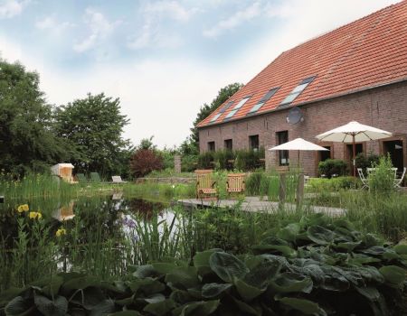 Gästehaus & Hofcafé Lindenhof
