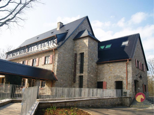 CAVALLESTRO Hotel