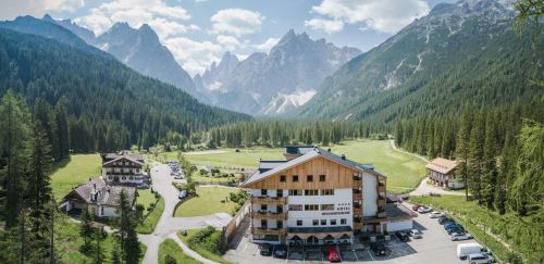Hotel Dolomitenhof