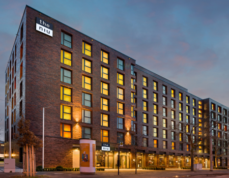the niu Square